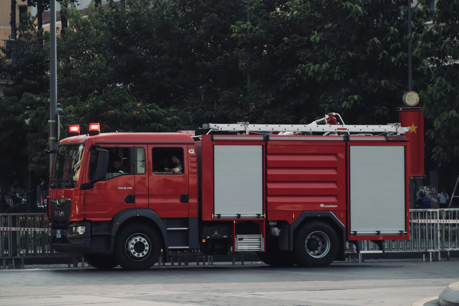 Fire in Frankfurt: Several People Suffered Minor Burns