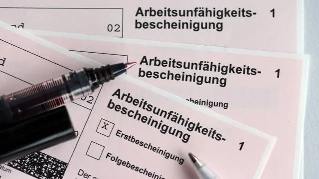 Controversial Proposal: Doctors Against Sick Leave Certificates from Day One!