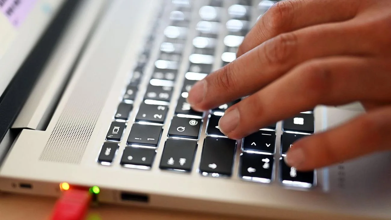 New Challenges in the IT Job Market: Increasing Competition and Shortage of Skilled Workforce