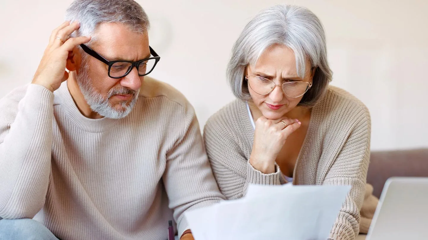 Serious Warning for Retirees: Prove You Are Alive or Your Benefits Will Be Cut!