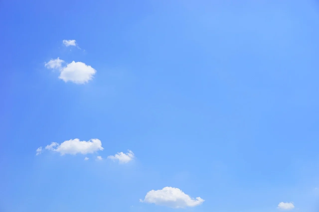 Contrasting Weather in Germany: Sunny in the South and Rainy in the North