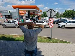 Crisis of Trust: Is Putin on the Brink of Collapse?