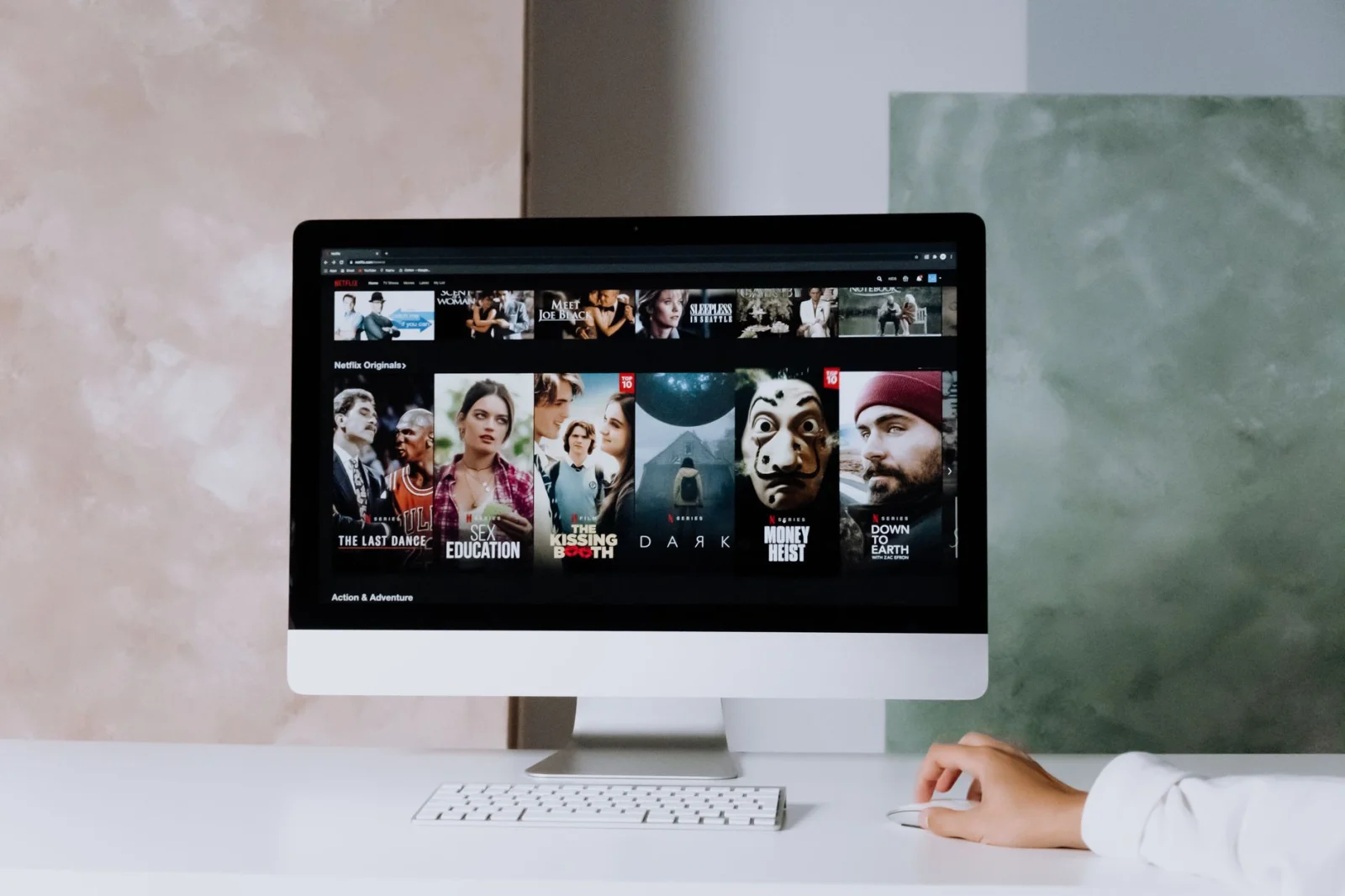 Entertainment Flagships: The Most Popular Movies and Series on Netflix
