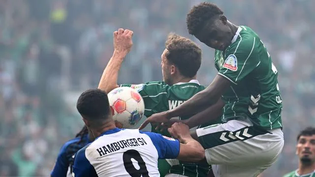Exciting Battle at the Start of the Bundesliga: HSV vs BVB