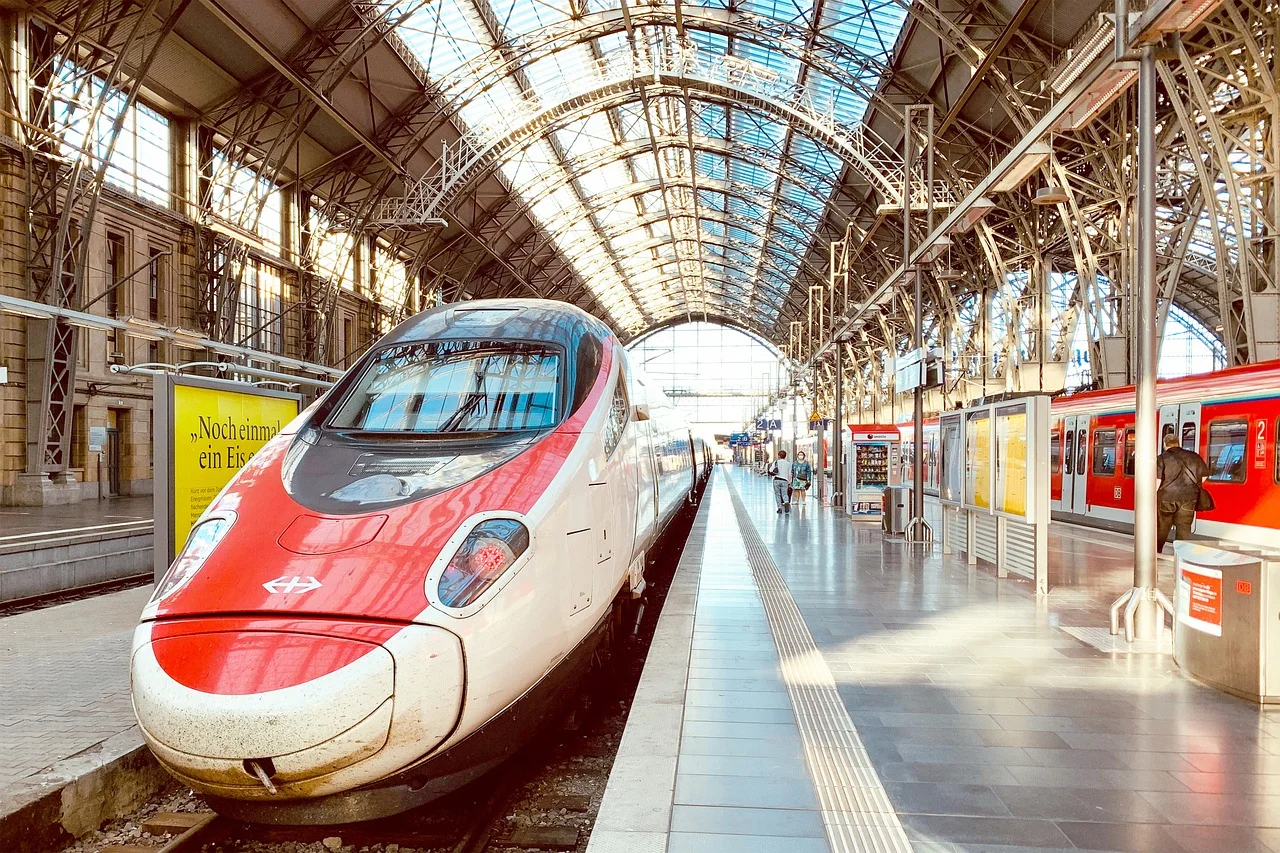High-speed train passed the station without warning!