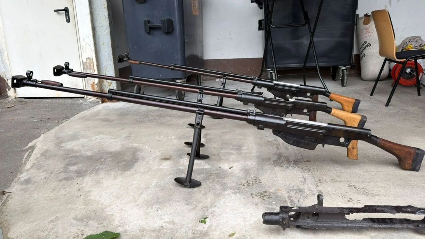 Discovery of Weapons Cache: War Secrets in Ramscheid