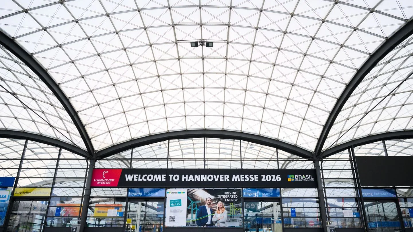 Deletion and Reduction: Is the Hannover Exhibition Declining?
