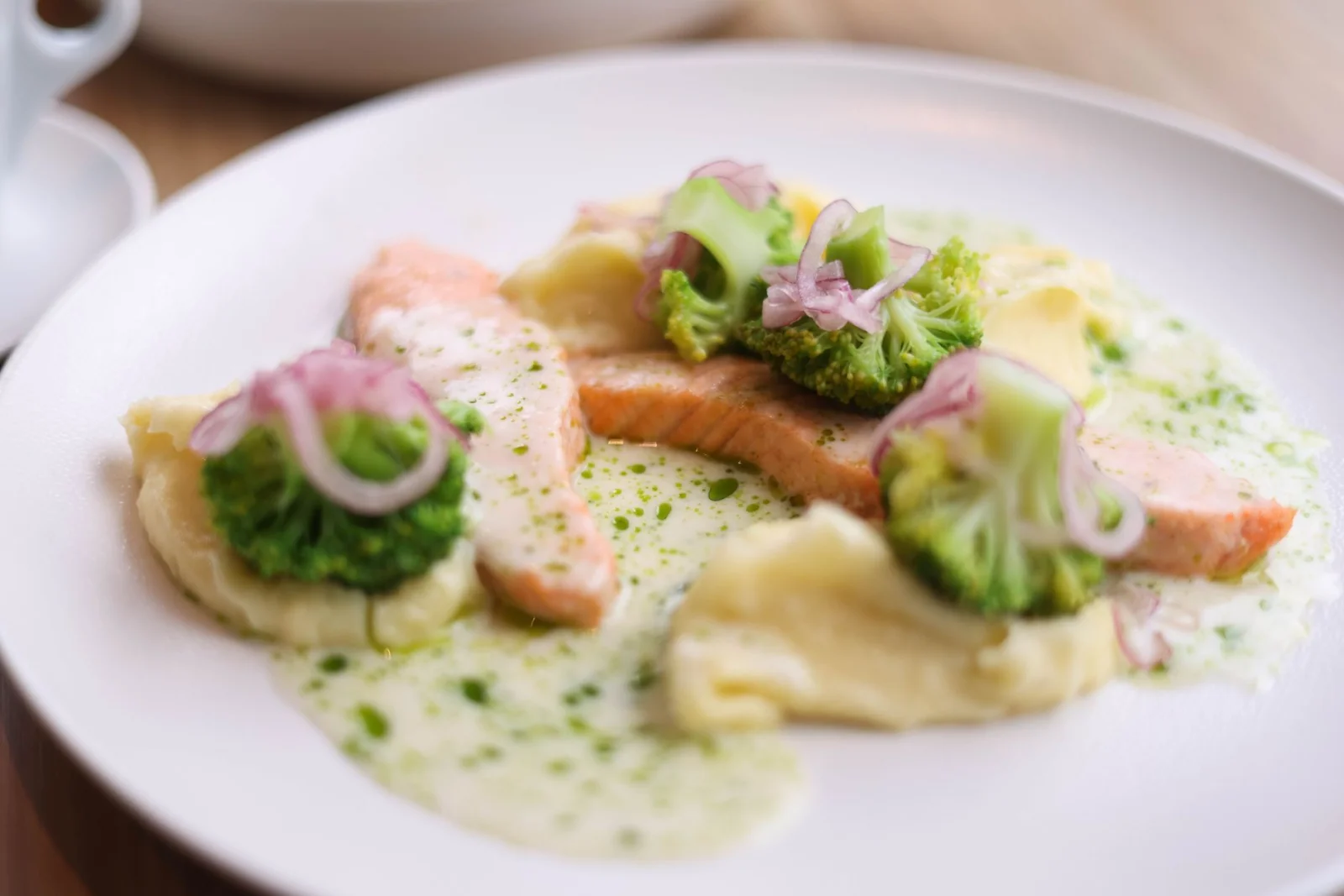 Cooking with Delicious Layers: How to Make Chives, Potatoes, and Salmon