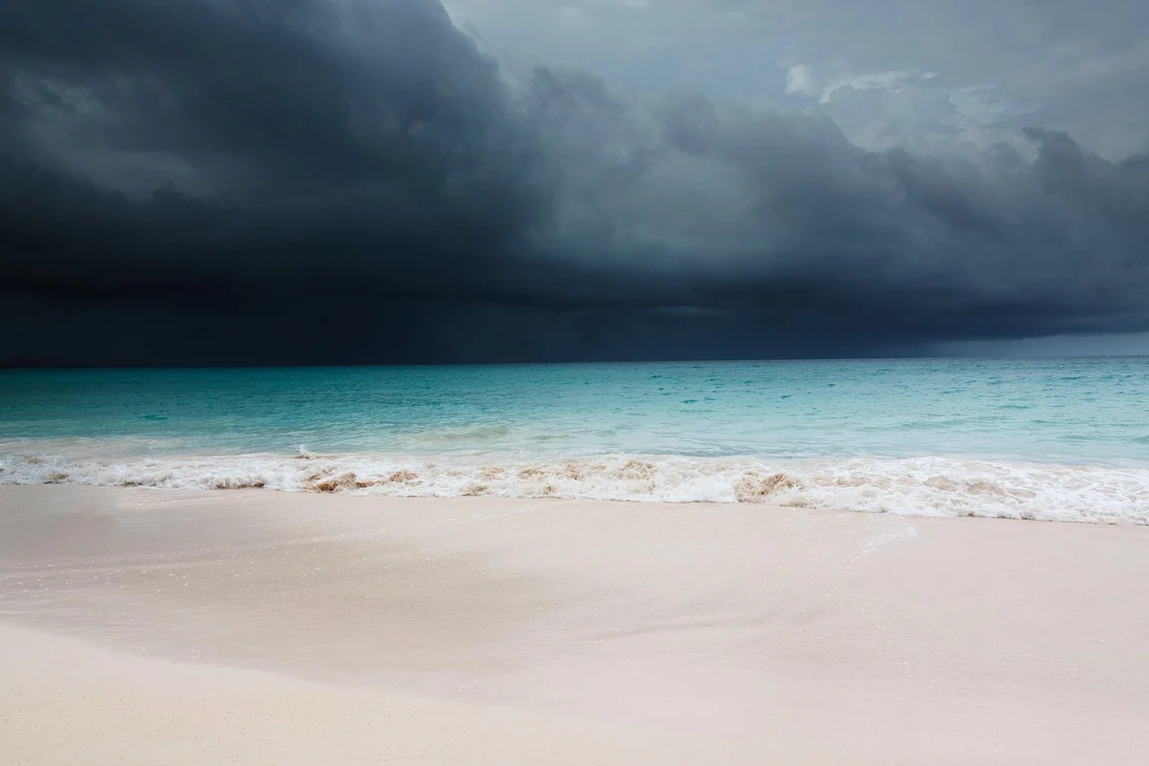 Tropical Storm Douglas Approaching the U.S. Coast