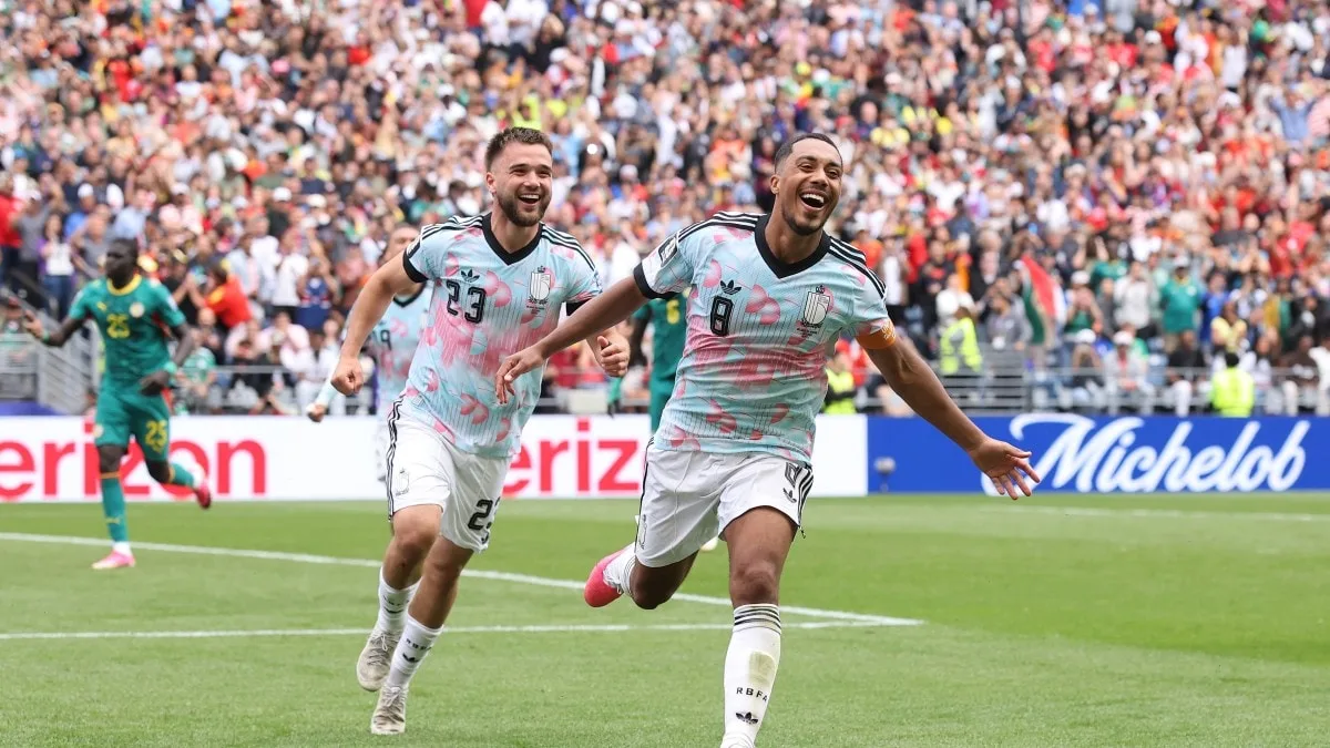 Amazing Comeback and Controversy on the Field: A Unique World Cup Night