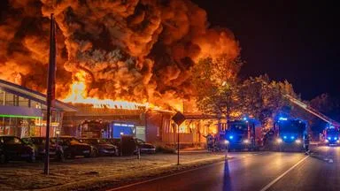 Deadly Fire in Mourning Basket Warehouse!
