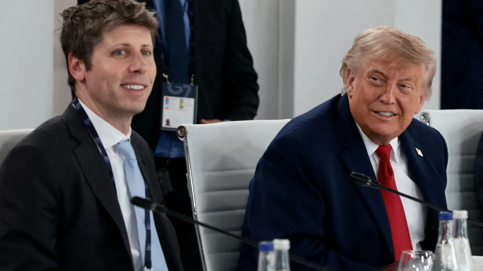 Are We Moving Towards an Artificial Intelligence Government?