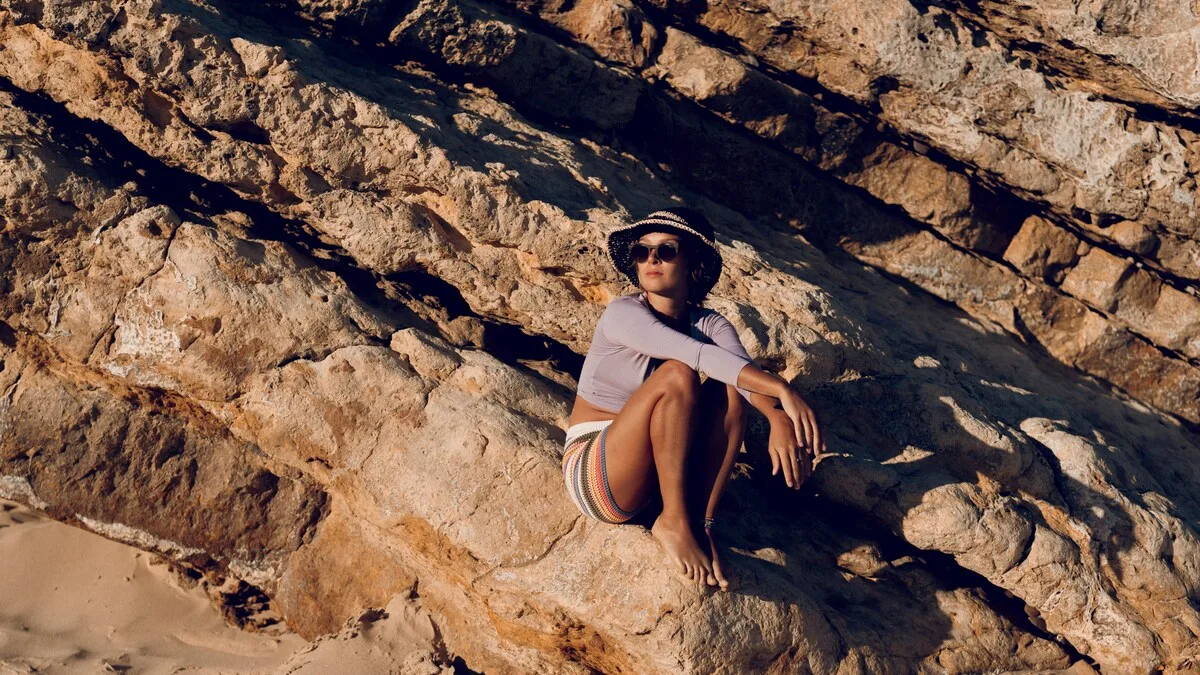 The Secrets of Returning to the Shores: Peace or the Search for Depth?