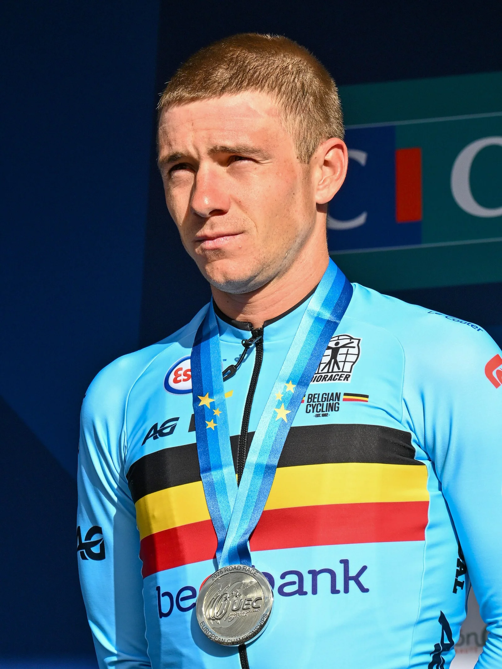 Riders of the Tour in Search of the Summit: The Thrilling Competition Between Lipowitz and Evenepoel in Munich