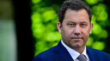 Generalization or Reality? Klinglebeil's Controversial Defense of Government Reforms