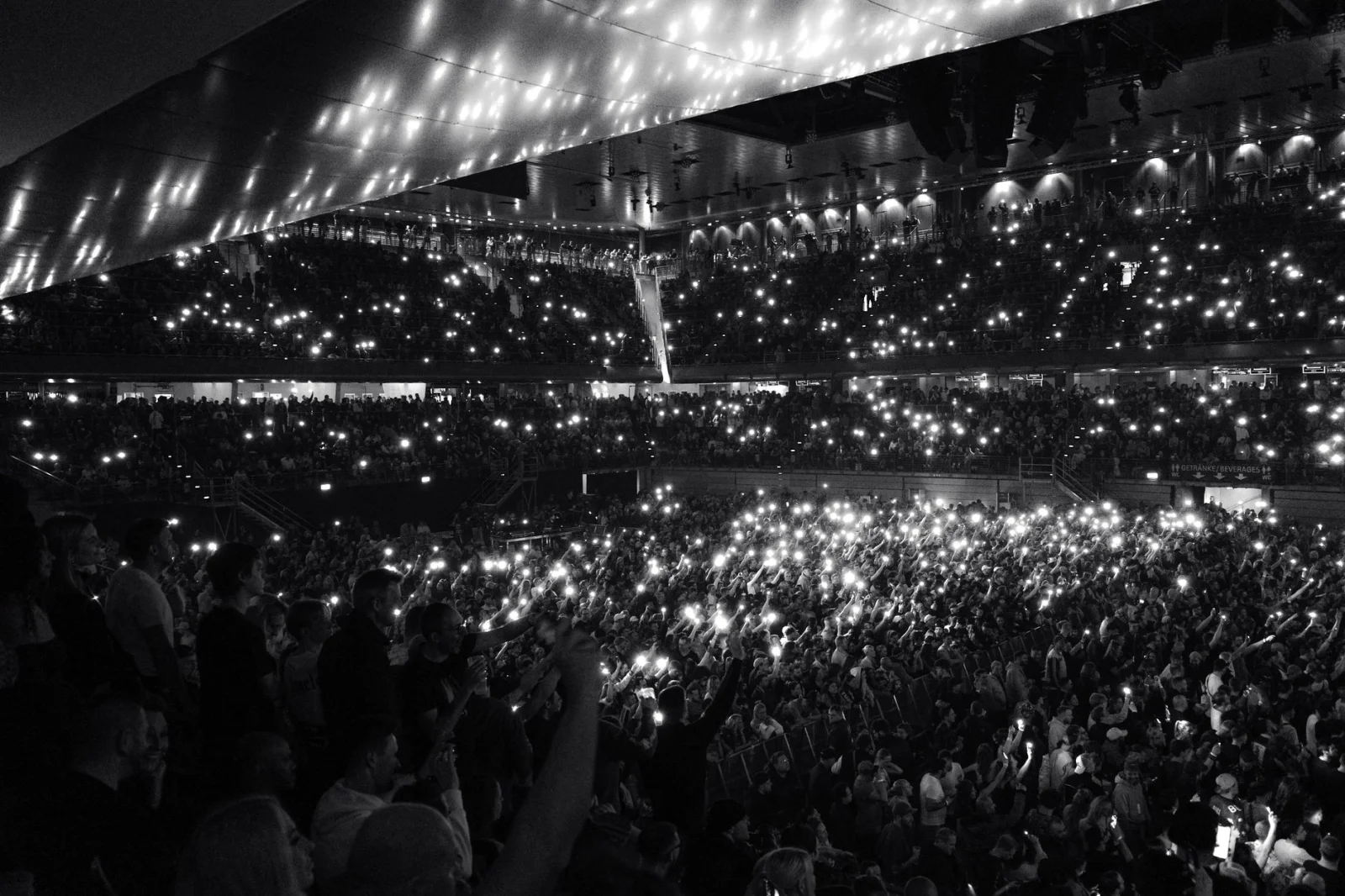 Controversial Protest at Concert: The Story of the Photo and Anna-Maria Zimmermann's Reaction