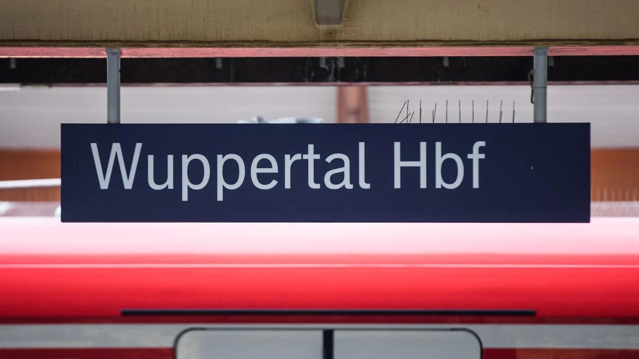 Another Wave of Transportation Problems: Trains Stopped in Wuppertal!
