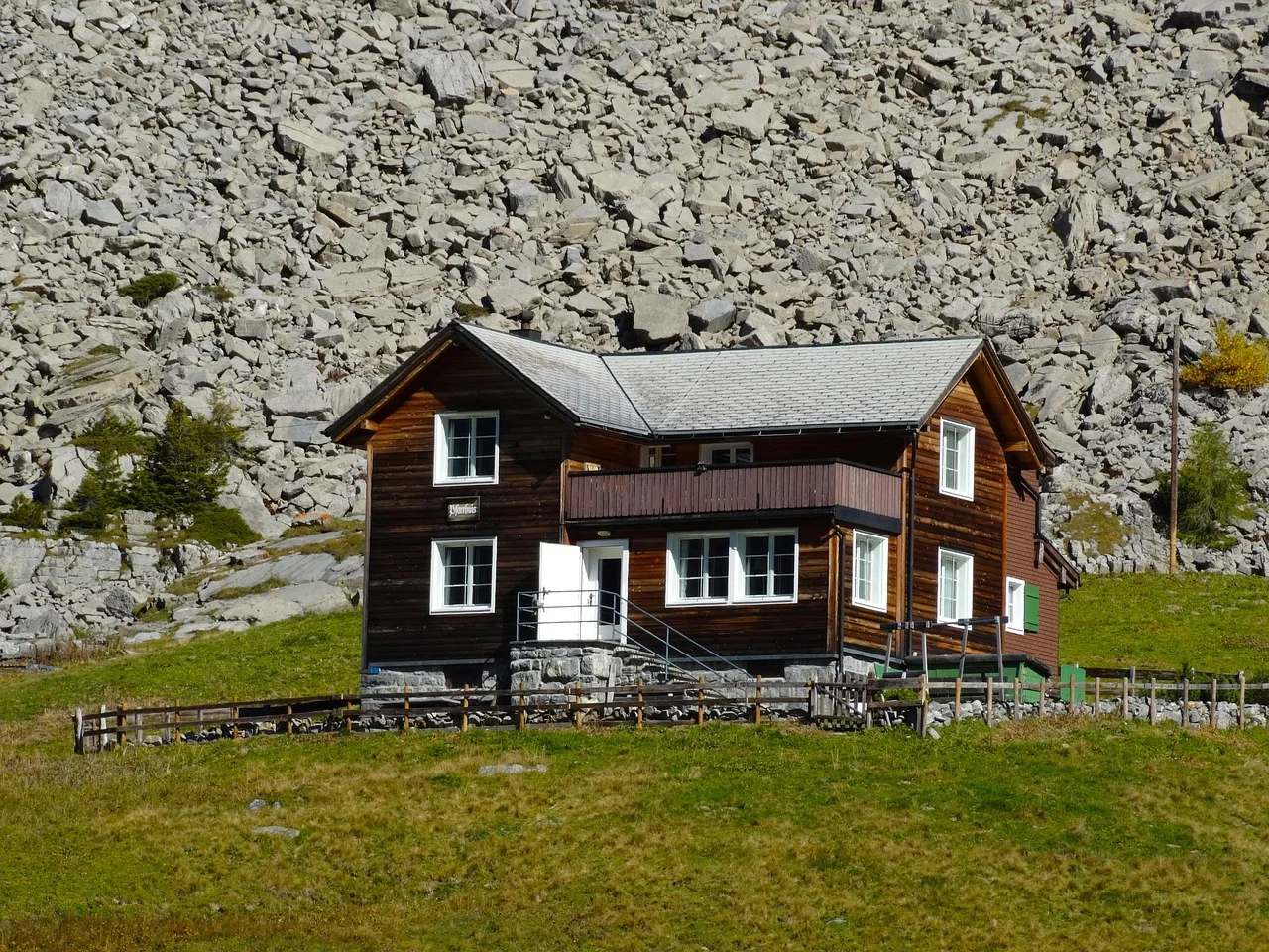 The Danger of a Rock Falling on the Dream Home; Life on the Brink of Homelessness