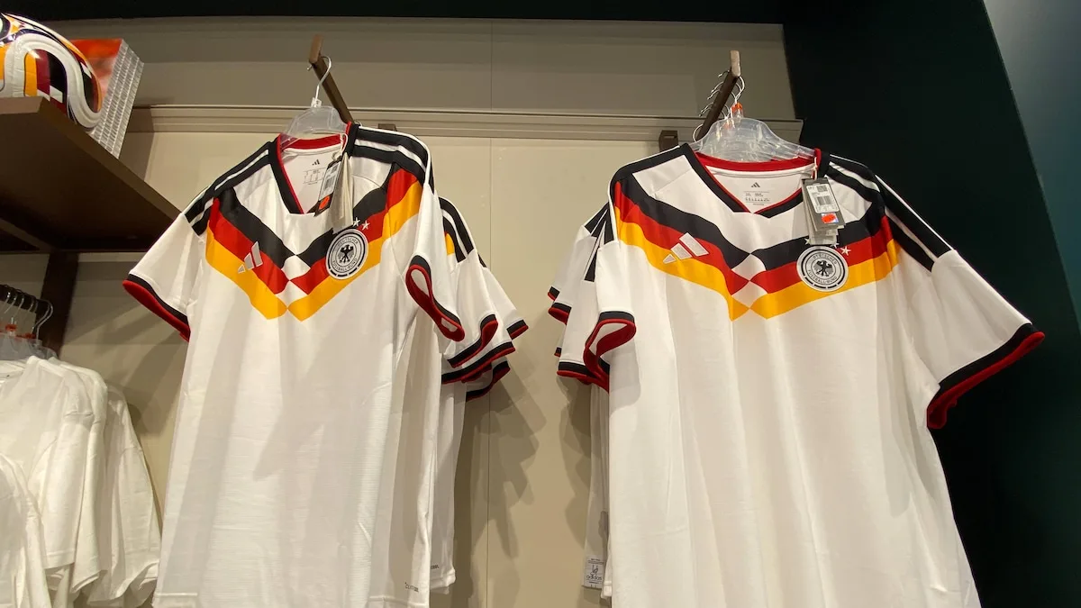 Strange Prices of National Team Jerseys; Adidas's Good Fortune!