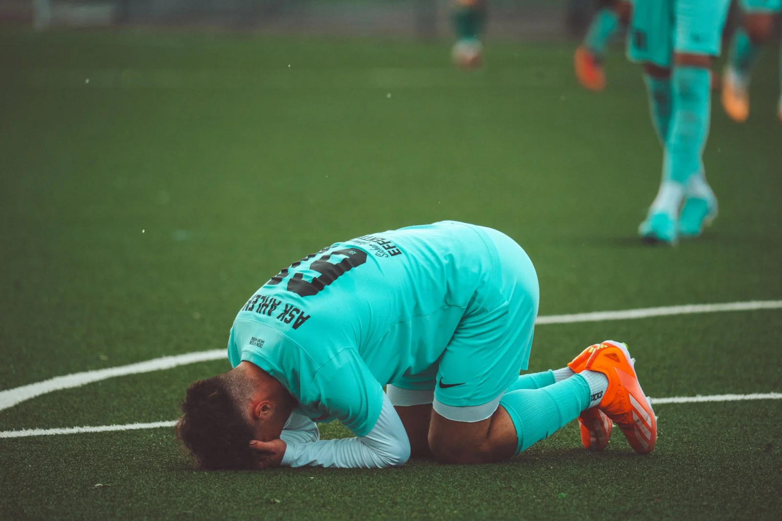 The Unfiltered Tears of the Wolfsburg Star