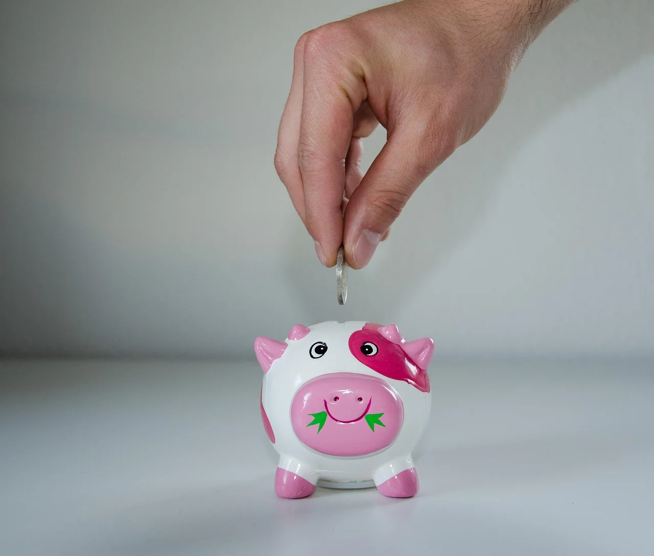 How Do Banks Benefit from the Increase in Euro Interest Rates?
