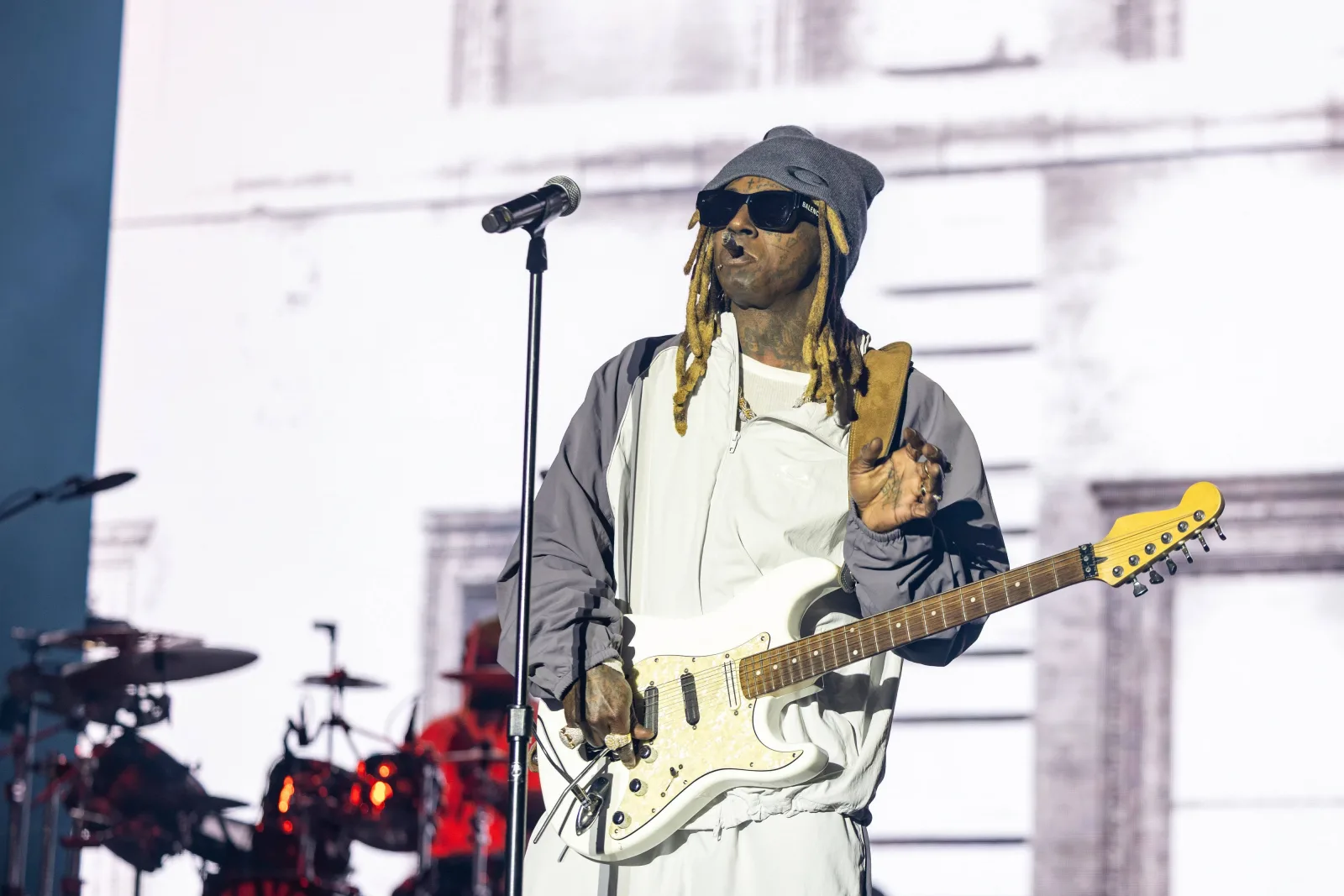 Big Surprise: Lil Wayne Was Absent from His Concert!