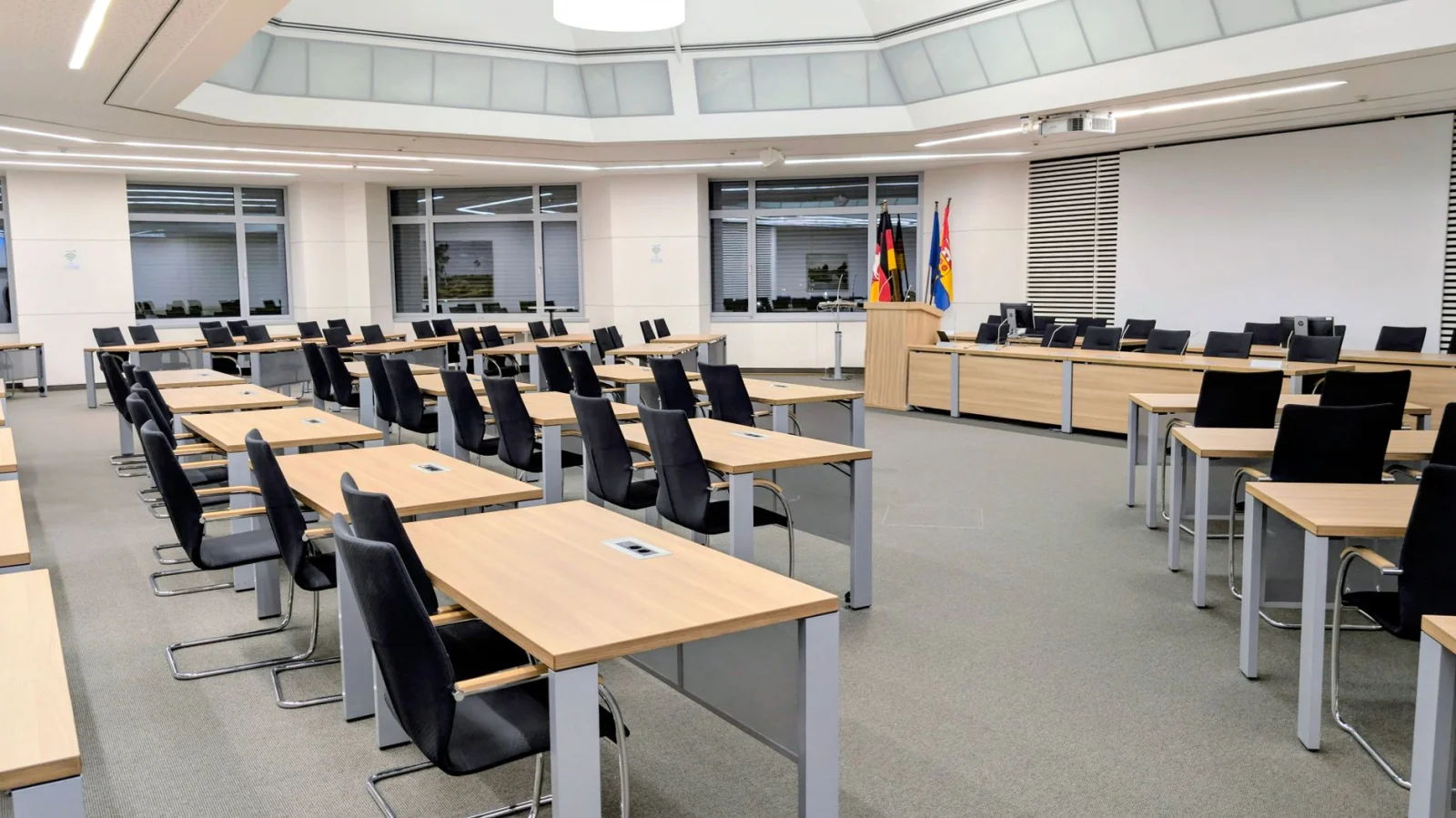 Increase in Support for the Greens and SPD in Mecklenburg-Vorpommern: A Coalition on the Horizon?