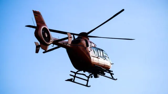 A Tragic Incident in Kirchhatten: Motorcyclist Severely Injured